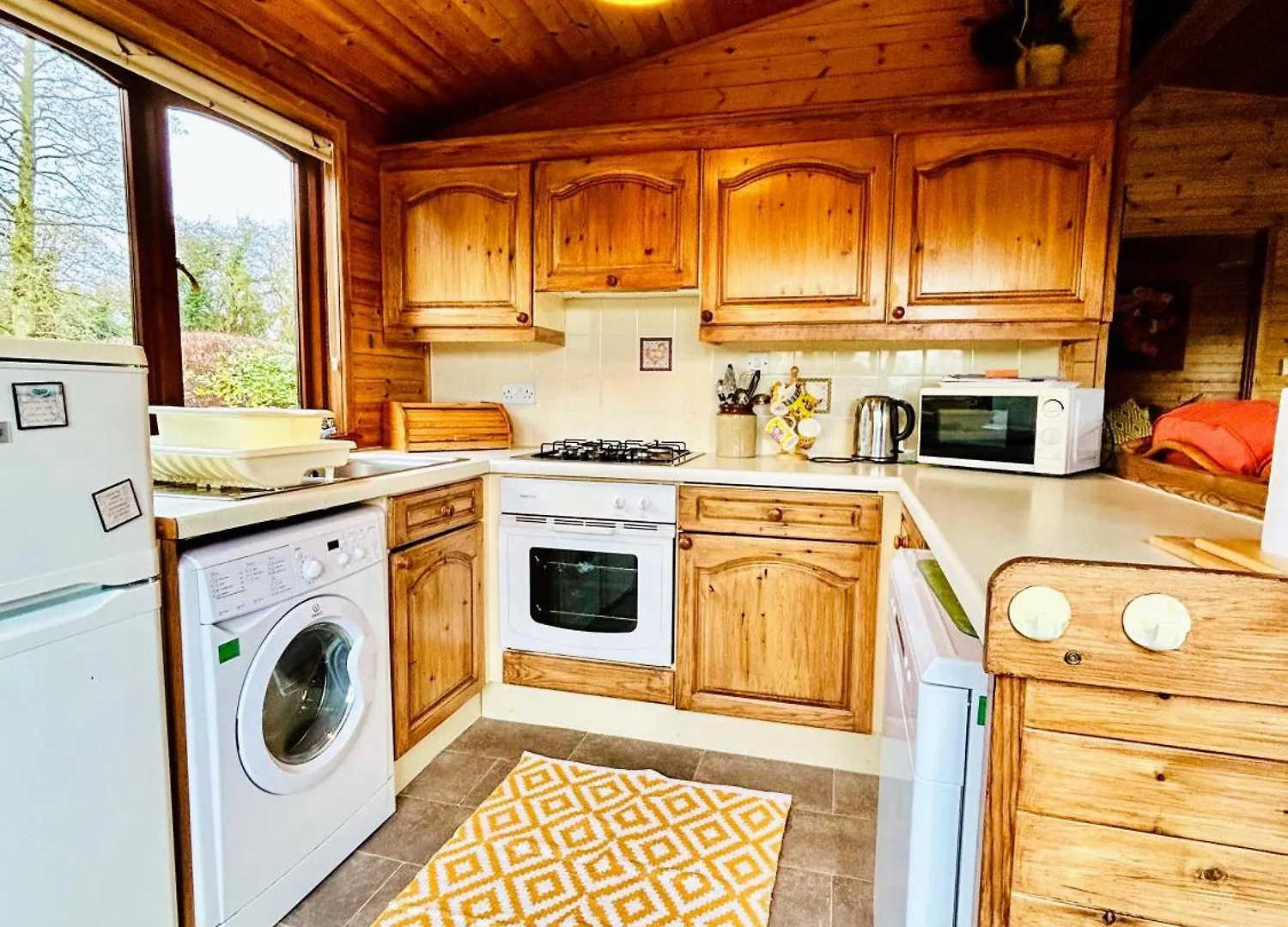 Allerthorpe 'Mallard' Secluded Fishermans Lodge 0*,  בריטניה
